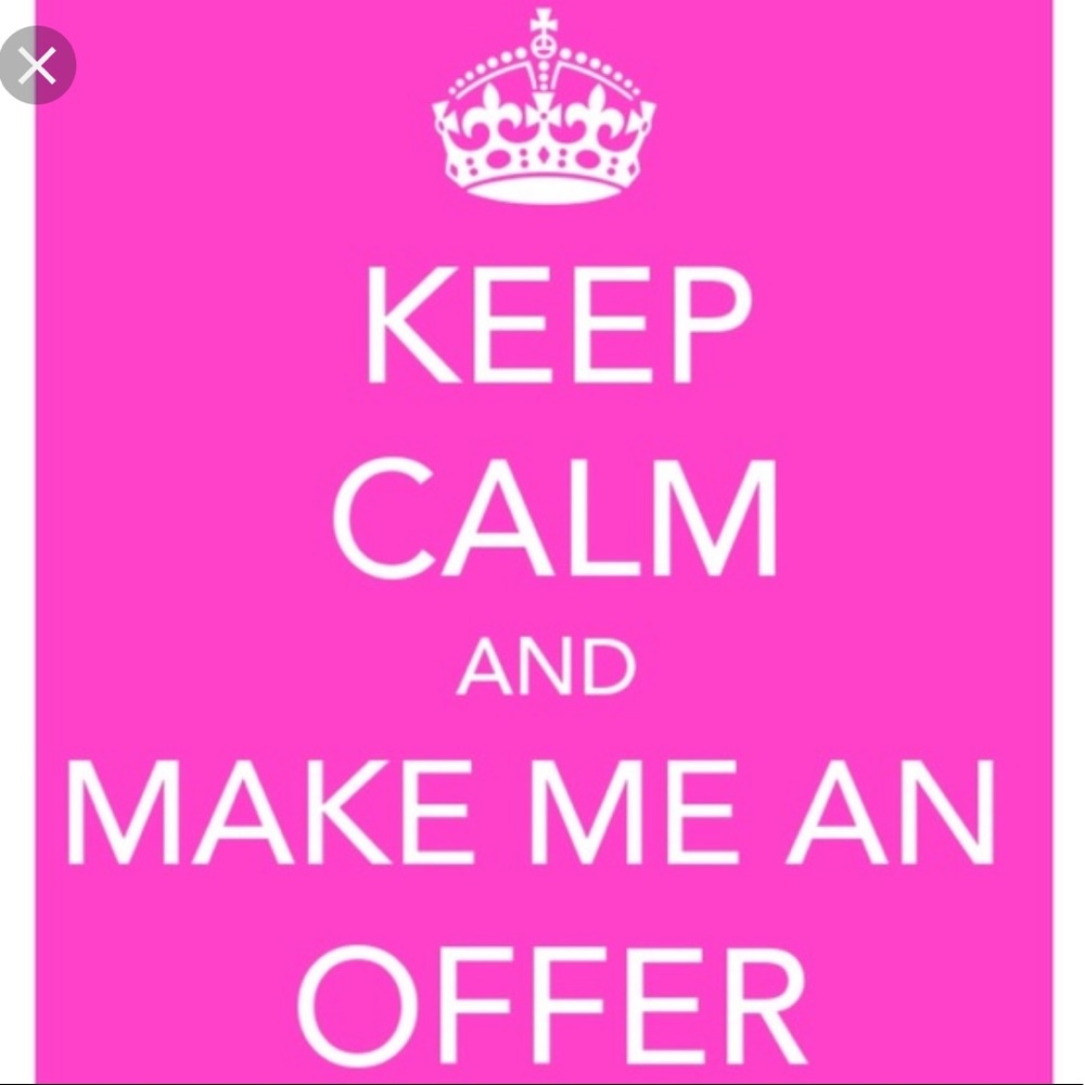 All reasonable offers accepted! 💋